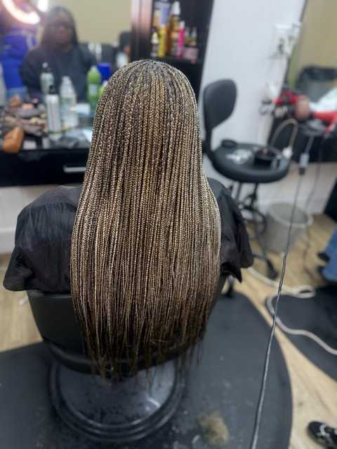Small Knotless Braids Waist length