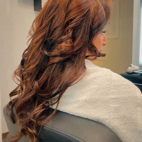 Blowout & Style service image