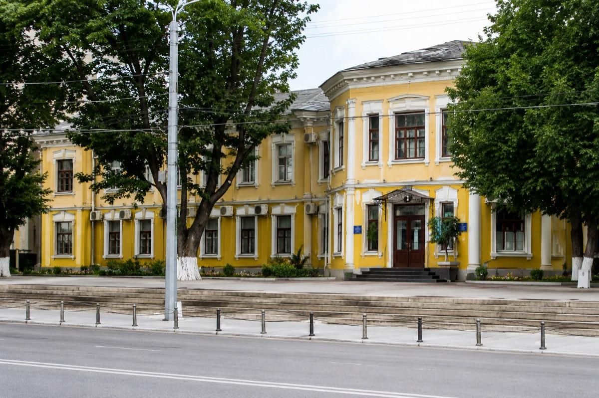 "Nicolae Testemitanu State University of Medicine and Pharmacy (USMF) Campus"