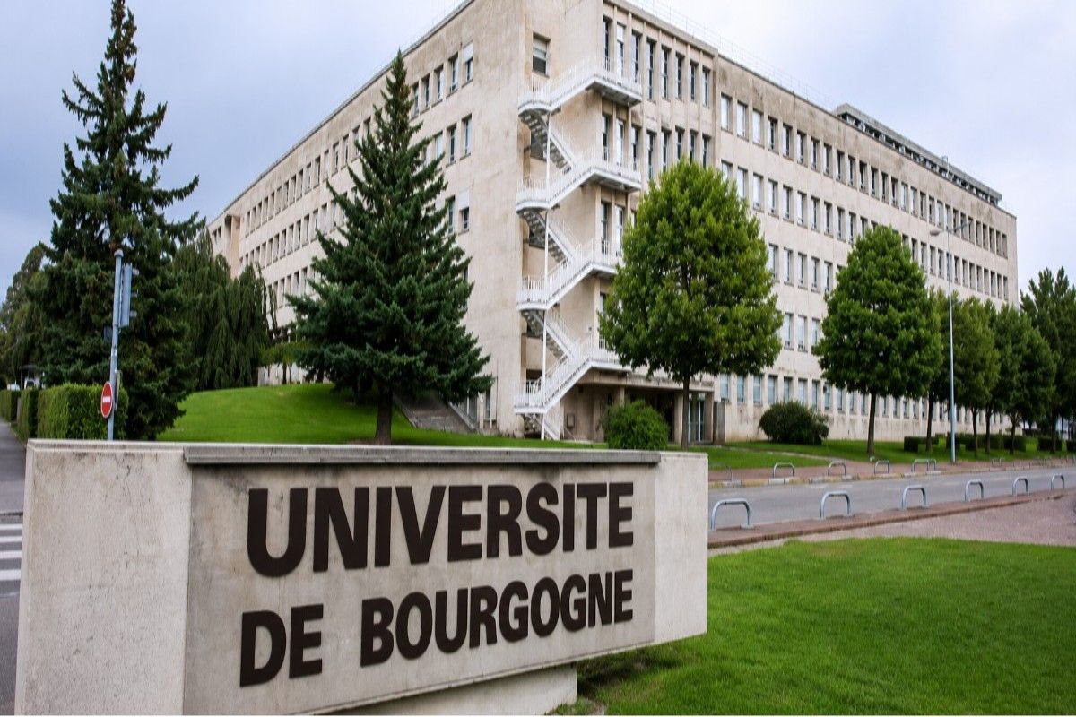 MBBS in University of Burgundy Europ Dijon Faculty of Health Sciences