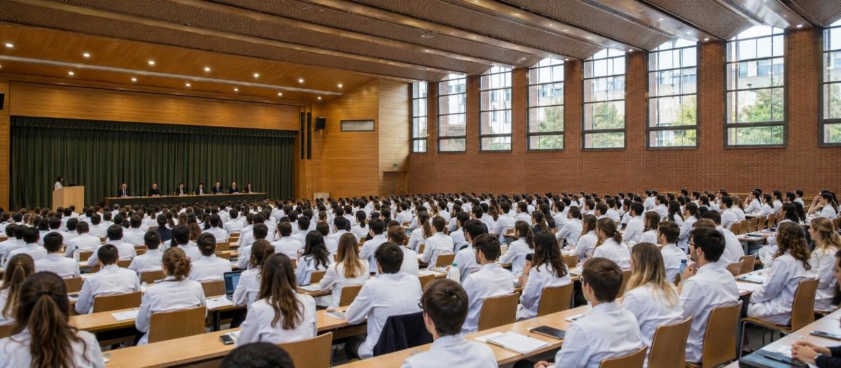 MBBS In  Universidade de Santiago de Compostela campus