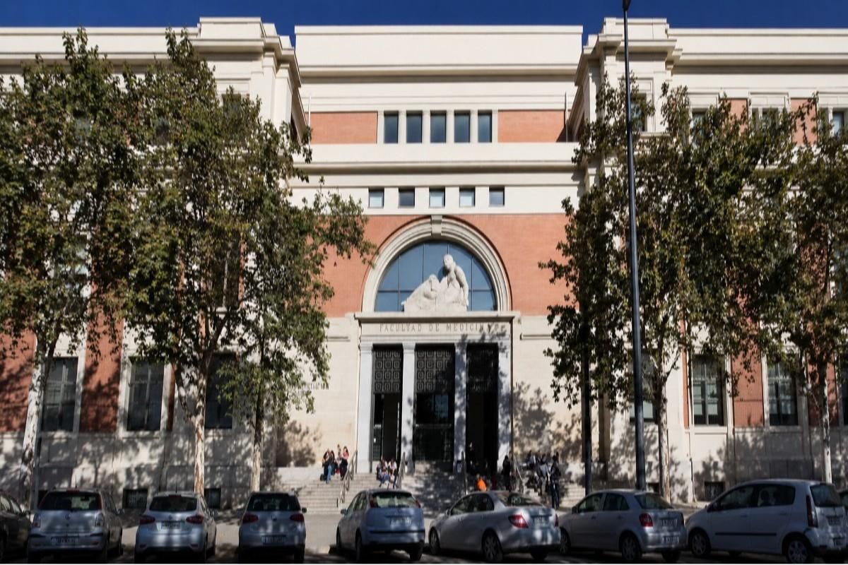MBBS In Universitat de València Facultad de Medicina e Odontología