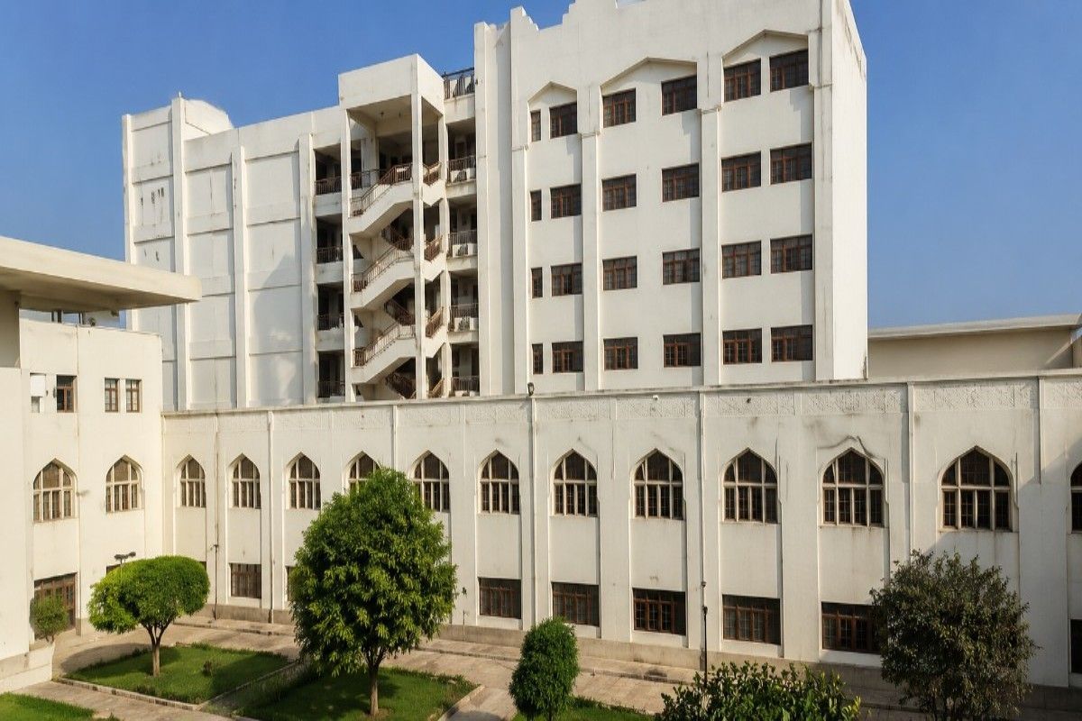 MBBS in Ain Shams University Faculty of Medicine