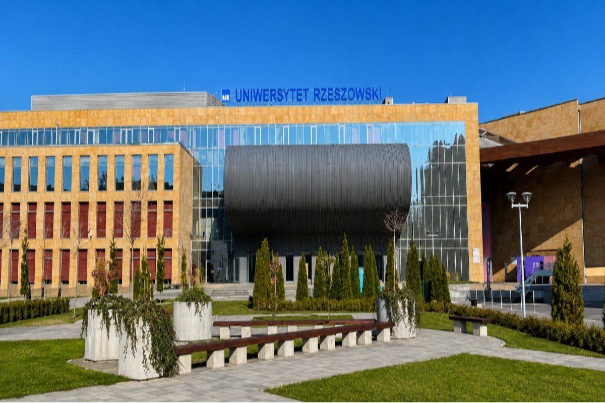 MBBS in University of Rzeszów Faculty of Medicine