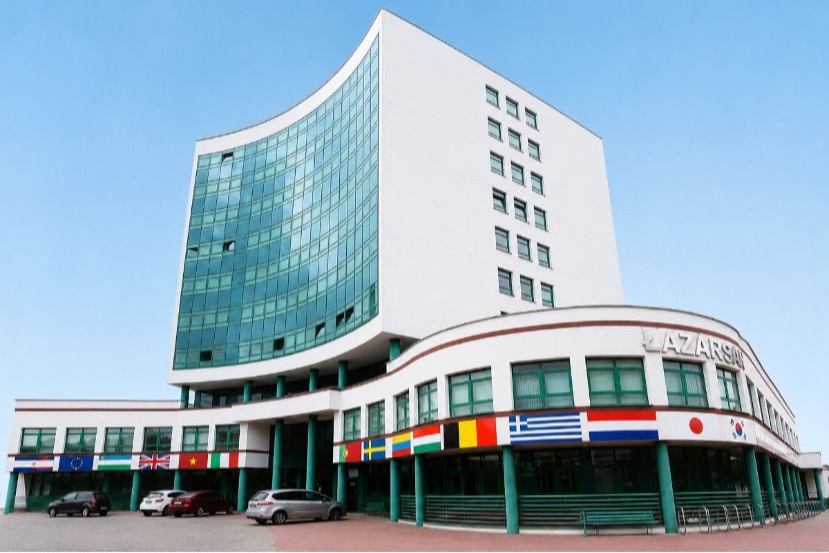 MBBS in Uczelnia Łazarskiego Wydział Medyczny