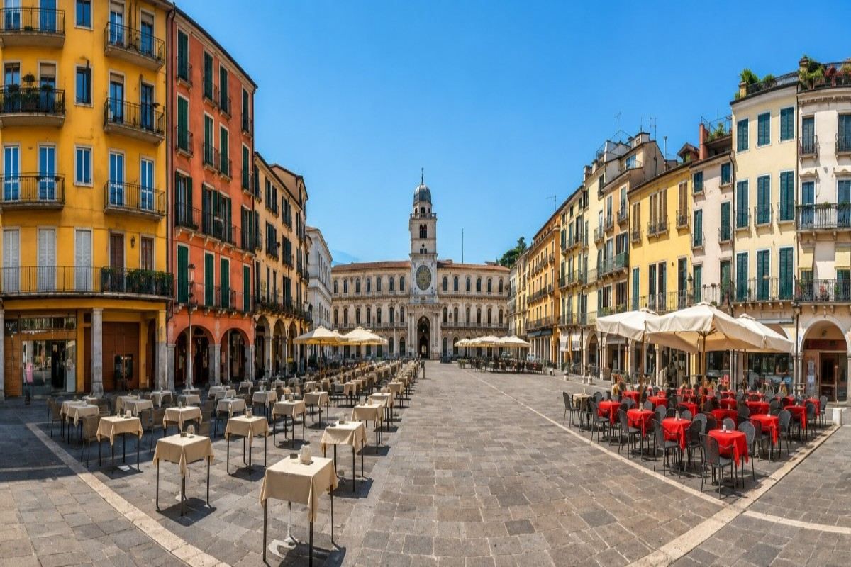 MBBS in University of Padua School of Medicine and Surgery