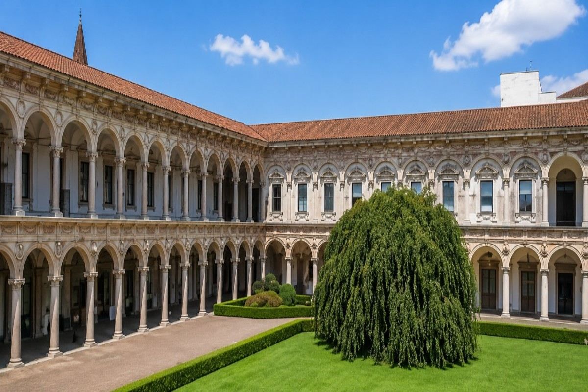 MBBS in University of Milan Faculty of Medicine and Surgery