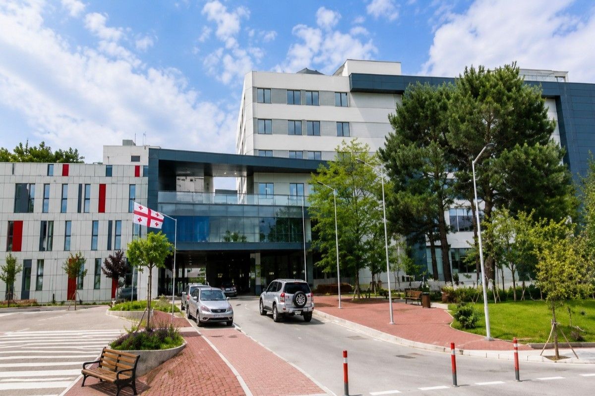 "Ken Walker International University Campus"