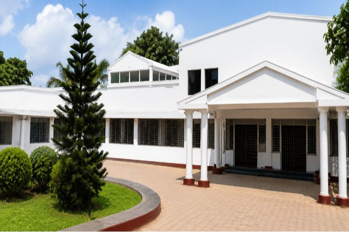 "B.G.C. Trust Medical College"