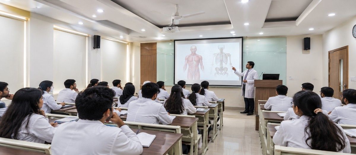 MBBS in Popular Medical College and Hospital Dhanmondi campus