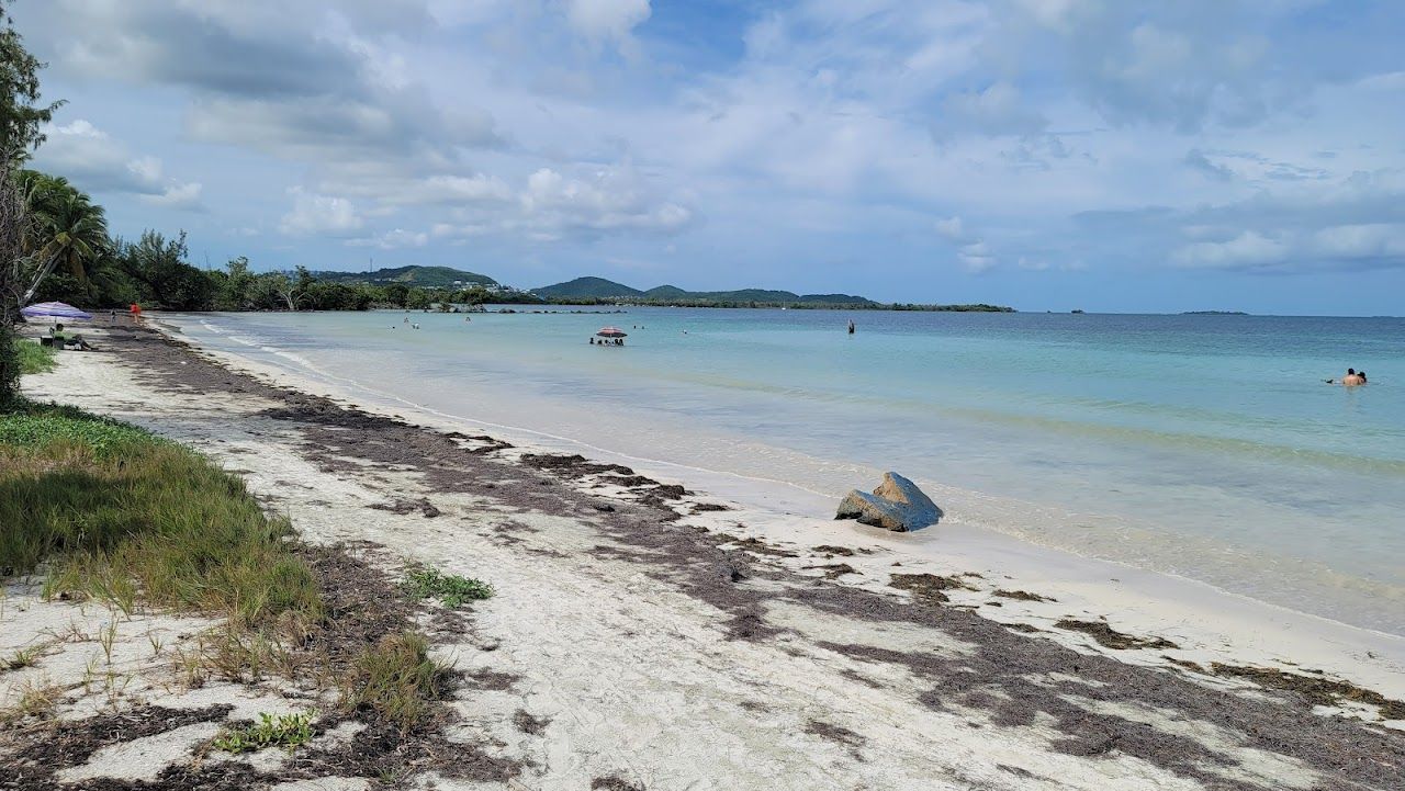Playa Medio Mundo