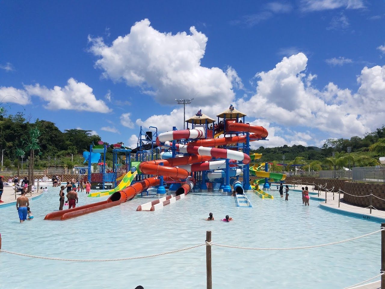 Surf 'N Fun Water Park