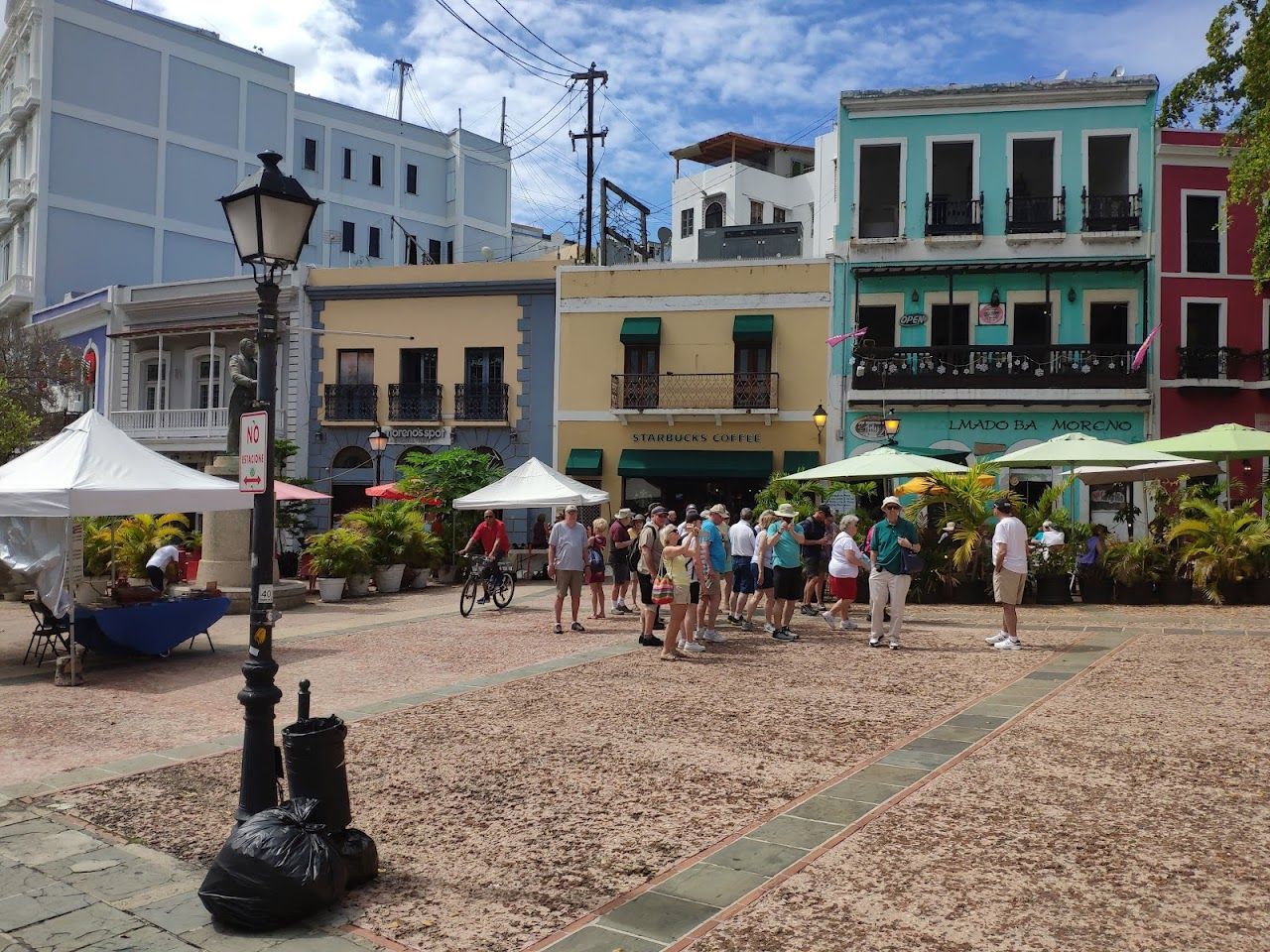 Plaza Arturo Somohano
