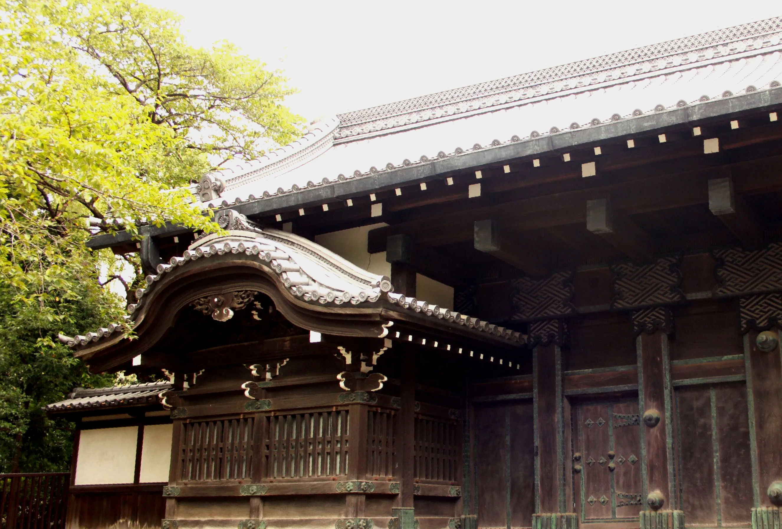 Ikanei-ji-temple-tokyo-building