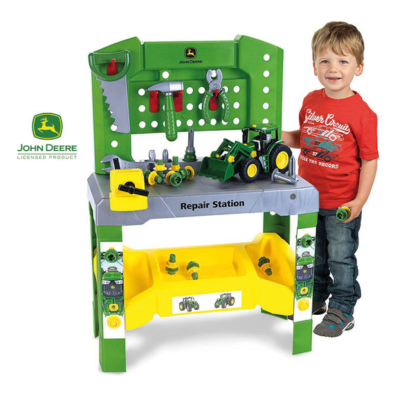 John Deere Repair Station