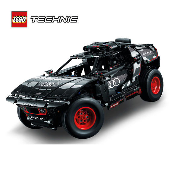 LEGO® Technic™ Audi RS Q e-tron