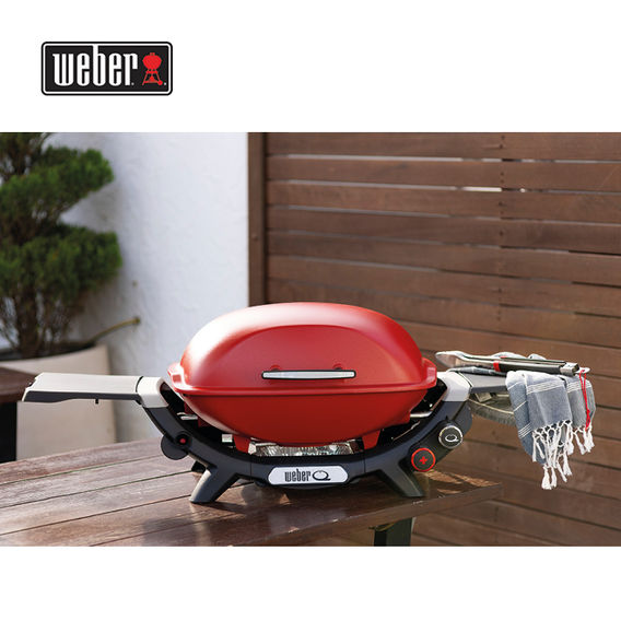 Weber Q+ Flame Red