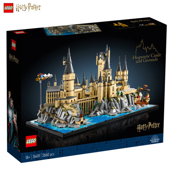 LEGO® Harry Potter™ Hogwarts™ Castle and Grounds