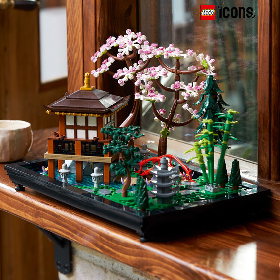 LEGO® Icons Tranquil Garden