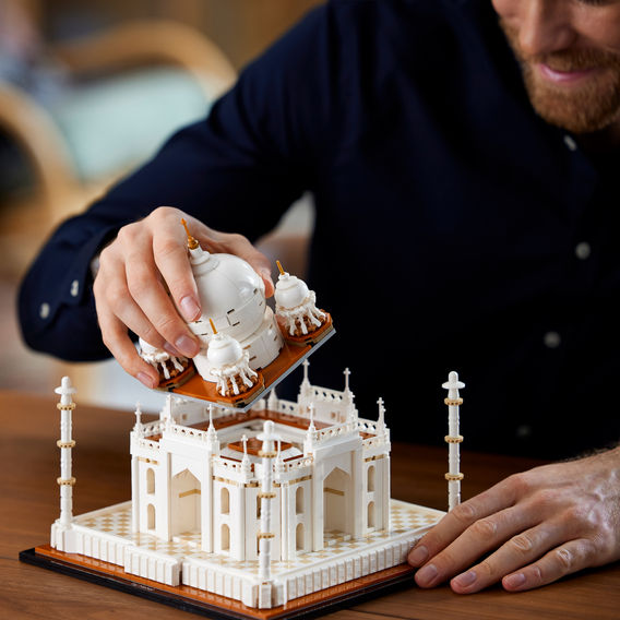 LEGO® Architecture Taj Mahal