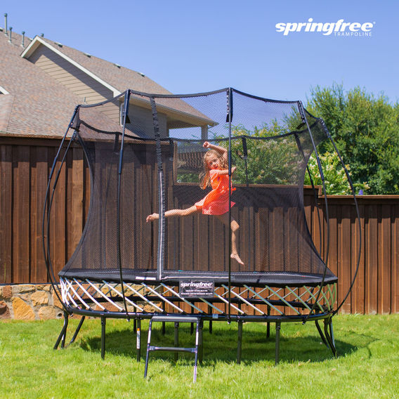 Springfree Compact Oval Trampoline 6ft x 9ft