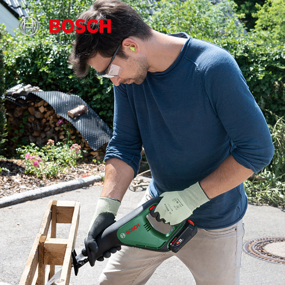 Bosch Cordless 18V Reciprocating Sabre Saw