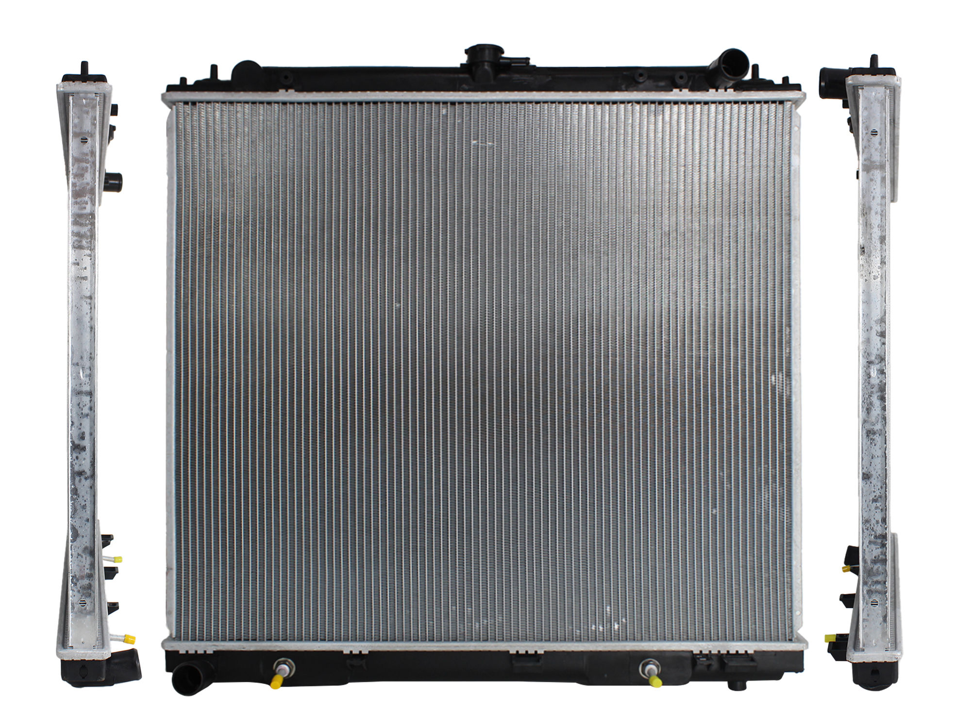 Radiador Nissan Frontier V6 4.0L 2005-2019 Con Aire Automático Soldado