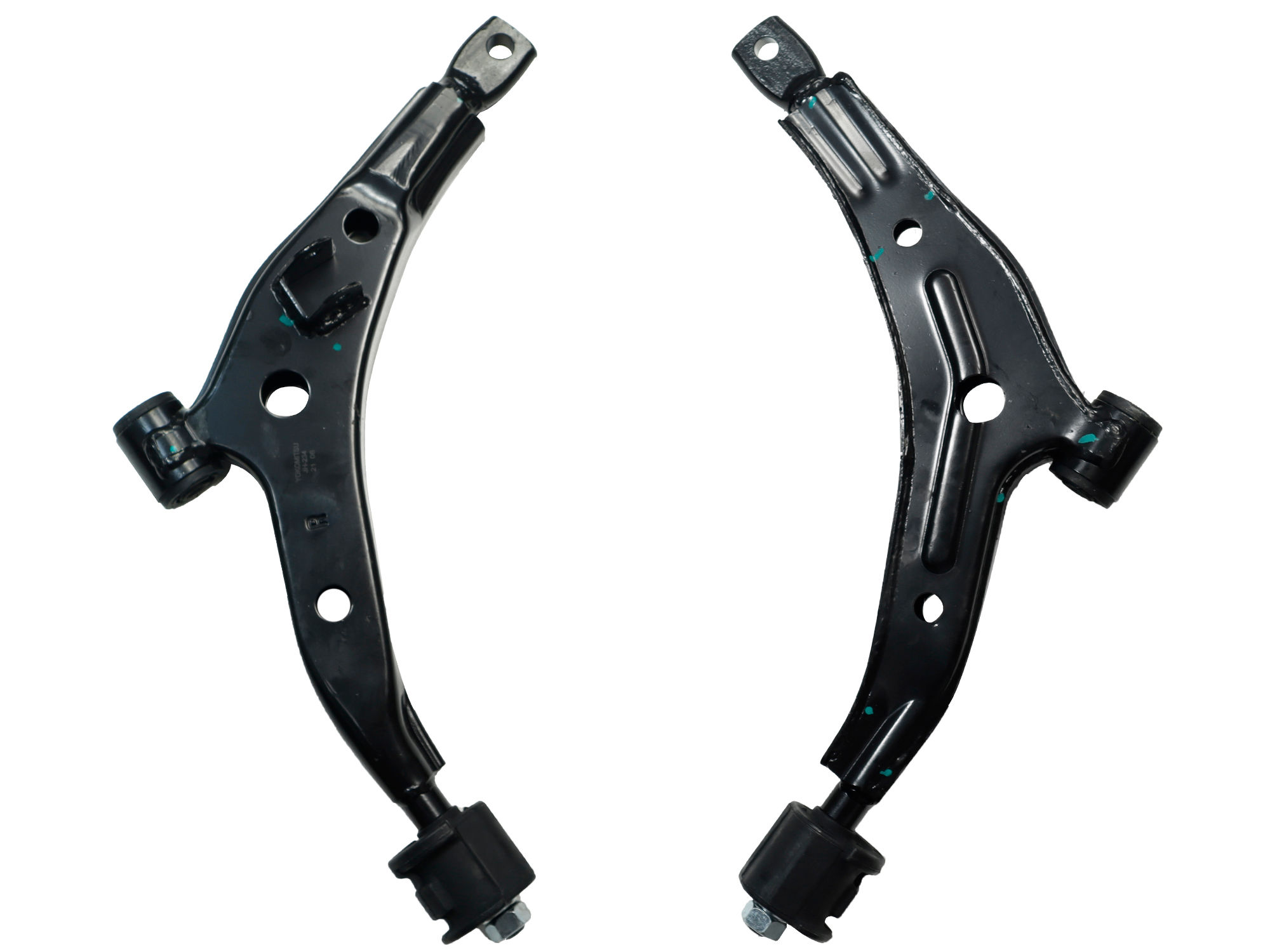 Horquilla Delantera Inferior Derecha Chrysler / Dodge ATOS 1.0L / 1.1L 2000-2012 Sin Rótula Con Bujes
