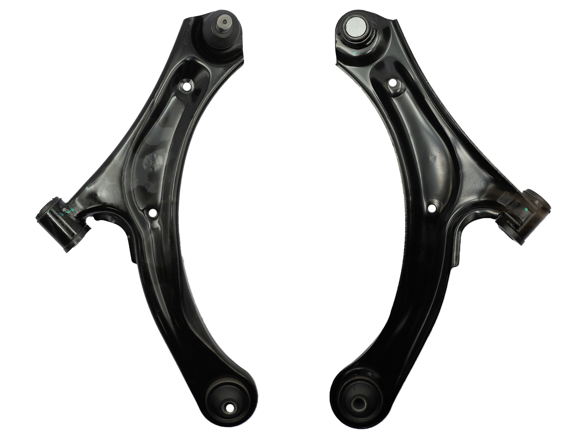 Horquilla Delantera Inferior Derecha Suzuki Aerio 2.3L 2004-2007 Con Rótula Con Bujes