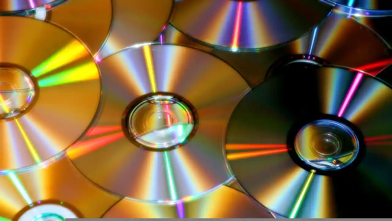 Prospek CD/DVD/Blu-ray di Masa Depan dan Hadirnya Layanan Cloud Storage