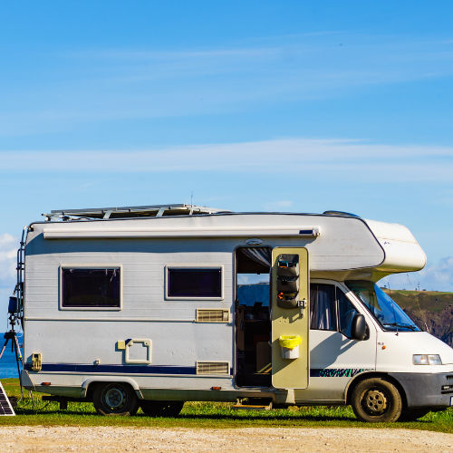 RV(creational vehicle)