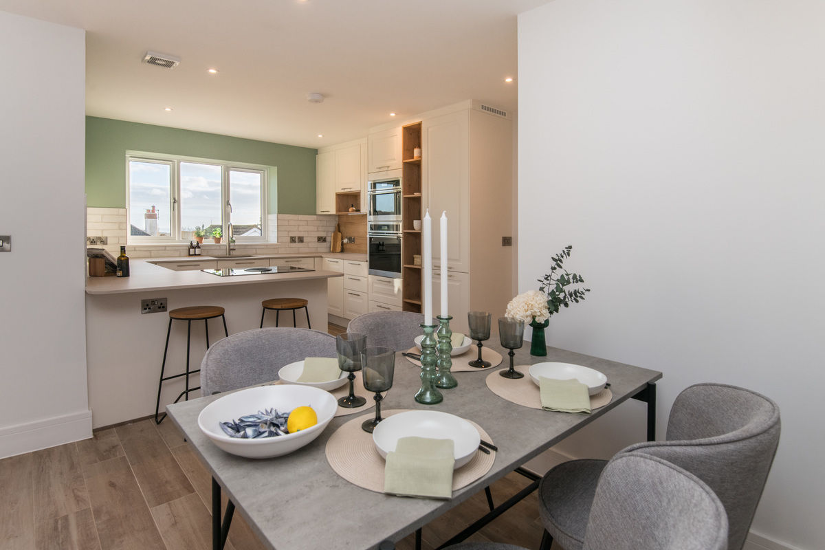 3bed Bungalow for sale Sidford, Devon Home Staging and Real Estate