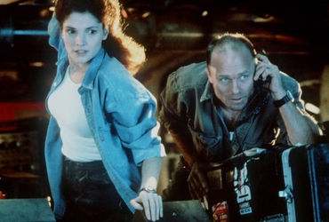 The Abyss: A Look Back at the Sci-Fi Thriller and Its Impact on James Cameron's Career