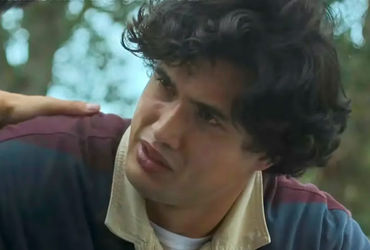 May December: A Complex Exploration of Genre