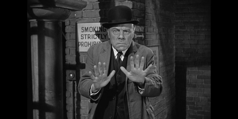 Edmund Gwenn in Foreign Correspondent