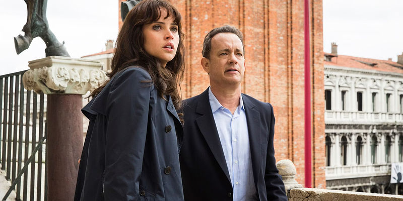 Felicity Jones and Tom Hanks in Inferno