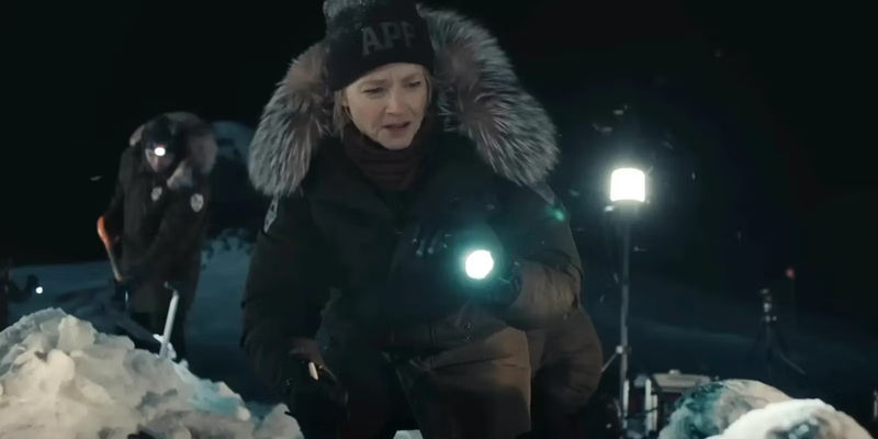 Jodie Foster investigating a crime scene in True Detective: Night Country