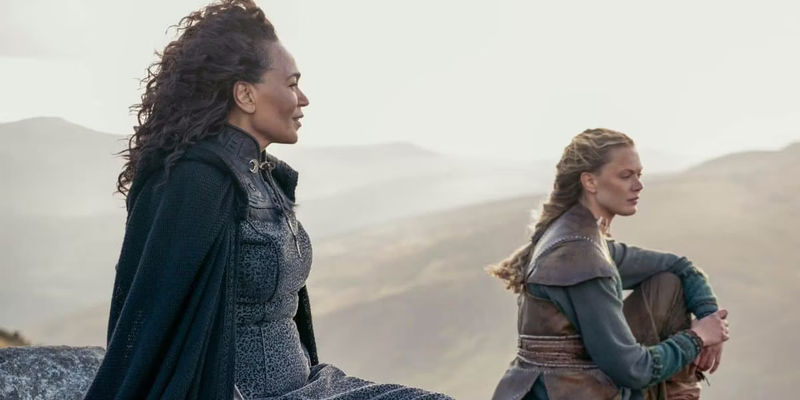 Caroline Henderson with Frida Gustavsson in Vikings Valhalla