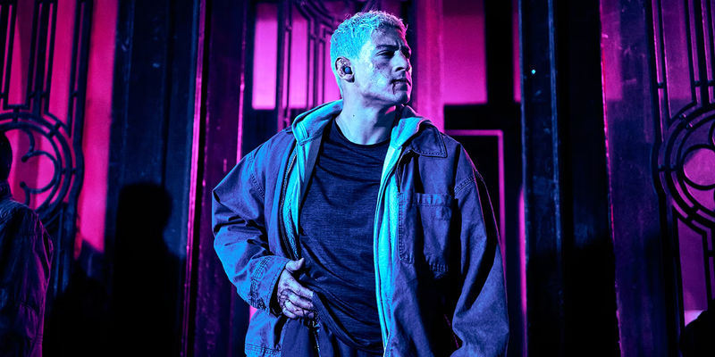 Netflix Sixty Minutes bruised Octa outside a Berlin bar