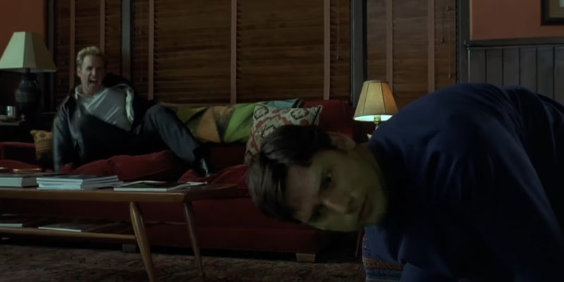 Eric Bana as Bruce Banner transforming into Hulk before a terrified Glenn Talbot in Hulk (2003)