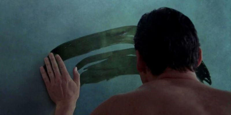 Eric Bana's Bruce banner wiping a mirror in Hulk