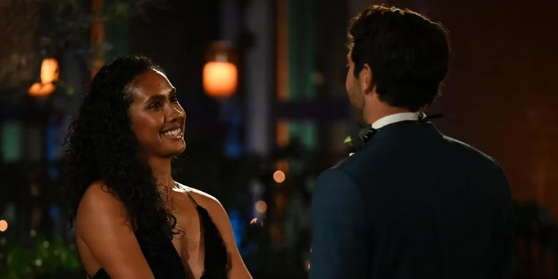 The Bachelor Season 28 Contestant Rachel Nance Holding Hands With Joey Graziadei On Premiere Night