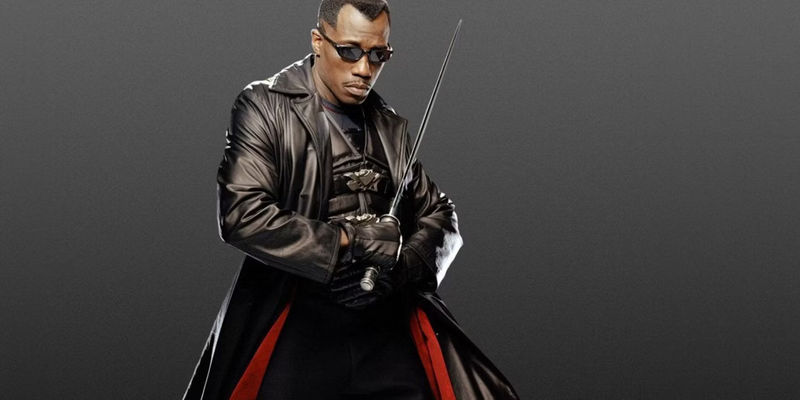 Wesley Snipes Costume for Blade Trinity, showing him brandishing a sword