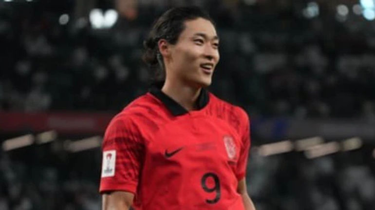 Hành trình kỳ lạ của nam thần Cho Gue-sung