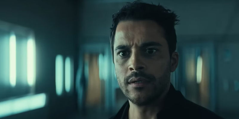 Kostja Ullmann As Max in Paradise.