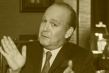 8 Surprising Moments from the Glitzy Ball: A Recap of Feud: Capote Vs. The Swans Episode 3