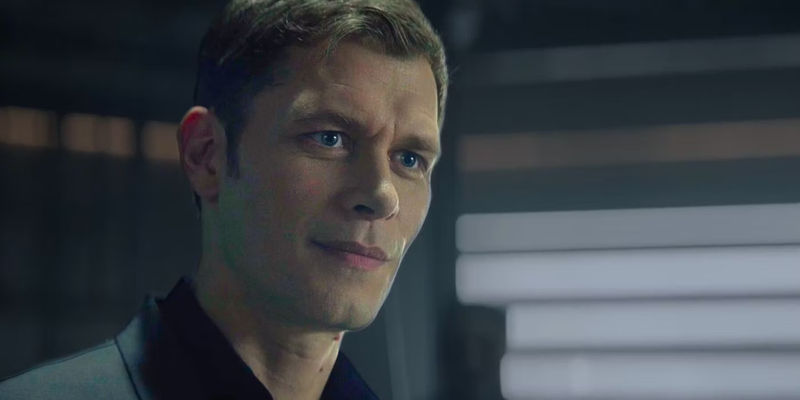 James Ackerson (Joseph Morgan) smirking in Halo season 2