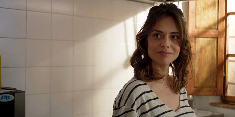 Valeria Bilello as Natalia in Made in Italy.