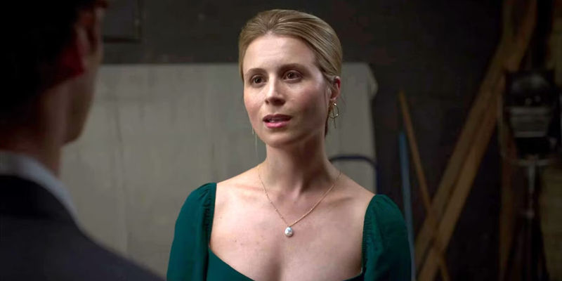 Yolanda Kettle as Ruth in Made in Italy.