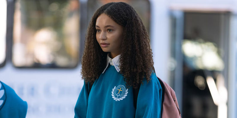 Doris (Nico Parker) in her school uniform in Suncoast